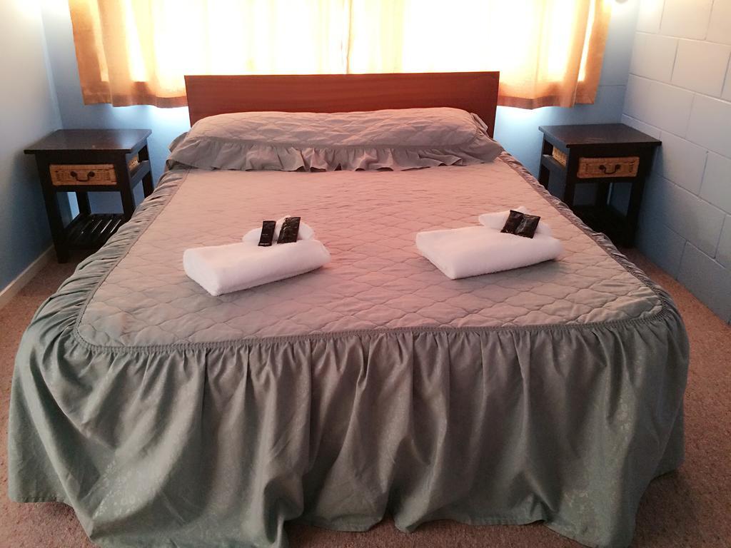 Katikati Motel Bagian luar foto